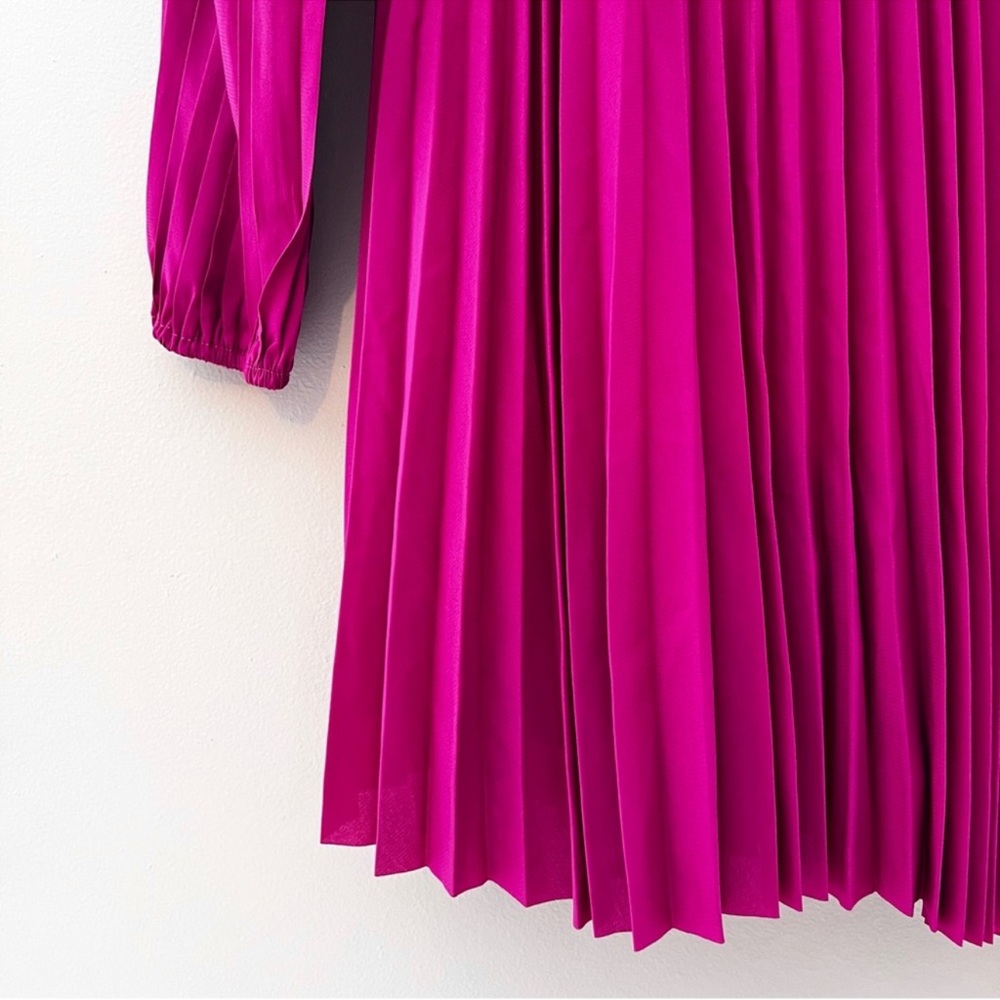 Anthropologie Aureta Pleated Long-Sleeve V Neck Midi Dress Raspberry Sz S NEW - Picture 8 of 11